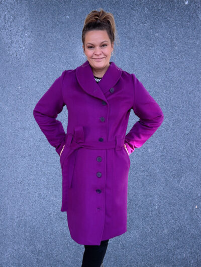 Natalja 46 Magenta Kragen