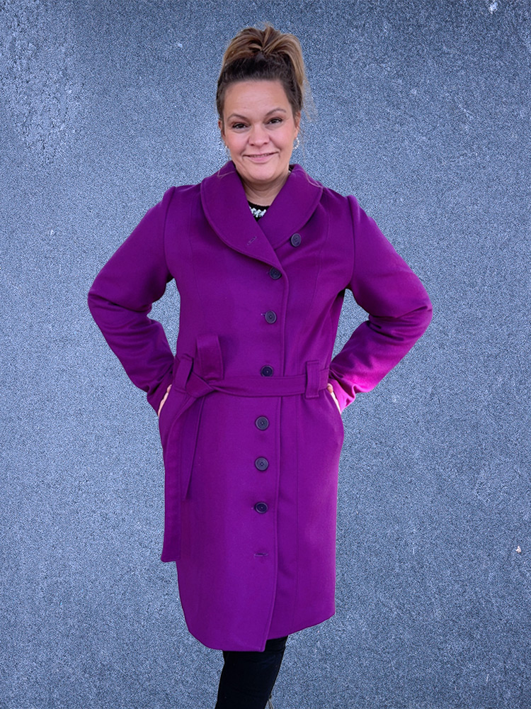 Natalja 46 Magenta Kragen